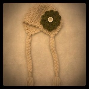Knit newborn prop hat